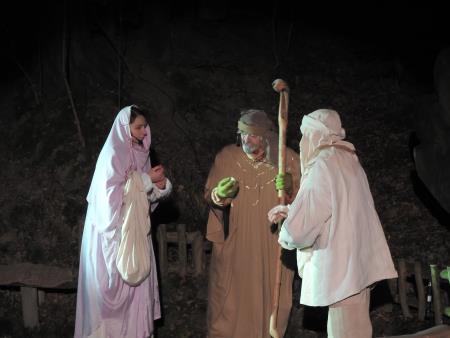 Utrinki iz predstave Božična noč, 24.12.2016 31